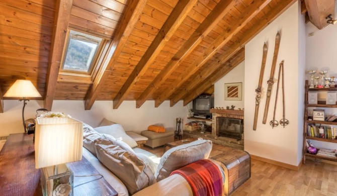 Beautiful Loft in Roní - Near Port Ainé ski slopes