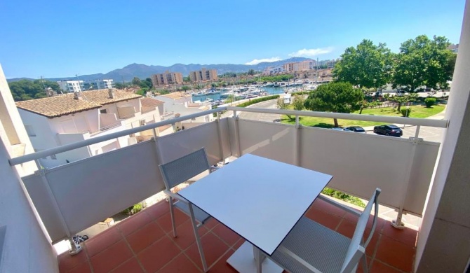 Vista Roses Mar - Apartamento con Piscina