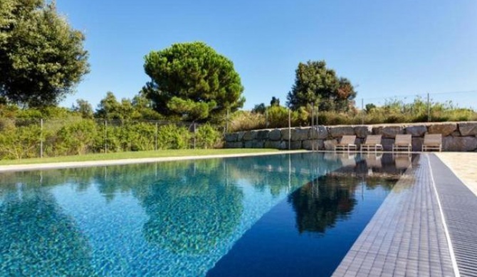 Sant Andreu de Llavaneres Villa Sleeps 8 Pool WiFi