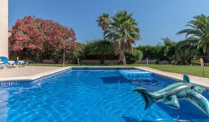 Magnificent Villa in Sant Pere Pescador with Private Pool