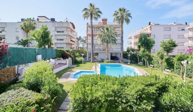 Pure Pool Sensation Apartment Sitges