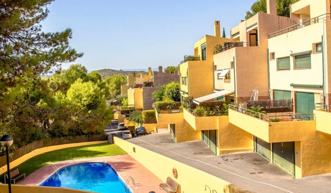 3 bedrooms house at Tarragona 500 m away from the beach with shared pool enclosed garden and wifi