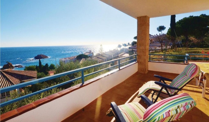 Awesome home in Tossa de Mar with 4 Bedrooms and WiFi