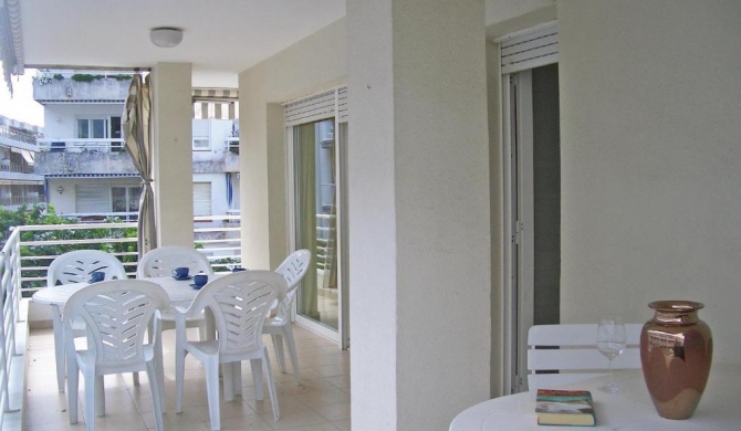 Awesome apartment in Tossa de Mar with 3 Bedrooms