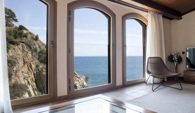 Luxury Apartamento Rocamar único y exclusivo frente playa Tossa de Mar