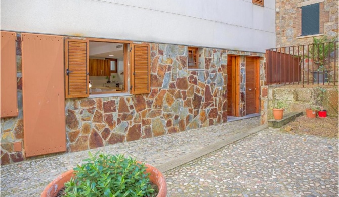 Stunning apartment in Tossa de Mar, Girona with 2 Bedrooms and WiFi