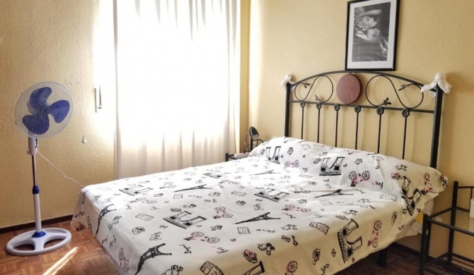 Madrid Getafe Homestay Family Private Room