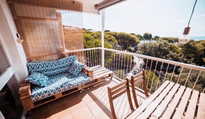 Romantic apartment with sea views in Platja d'Aro
