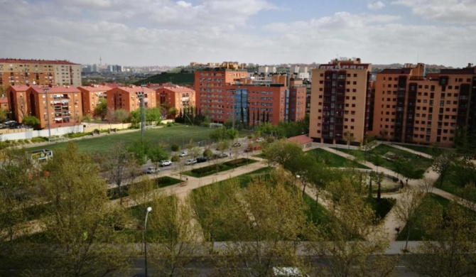 Apartamentos Suites Torr en Caja Mágica - Madrid