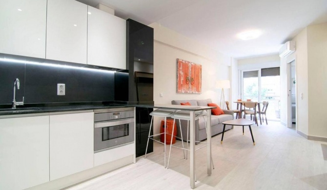 Beautiful Apartment next to Santiago Bernabeu by Batuecas