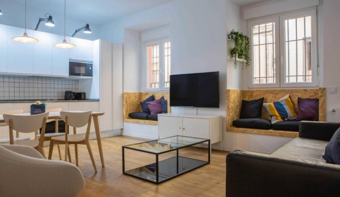 Modern Apt Sleeps 5, in Madrid's coolest district